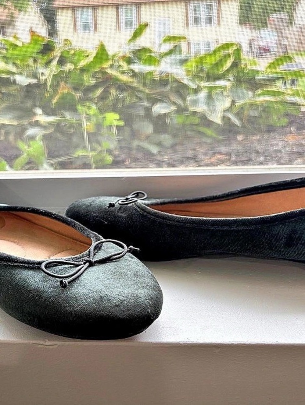 Old Navy Velvet Bow-Tie Ballet Flat Black Bow Flats